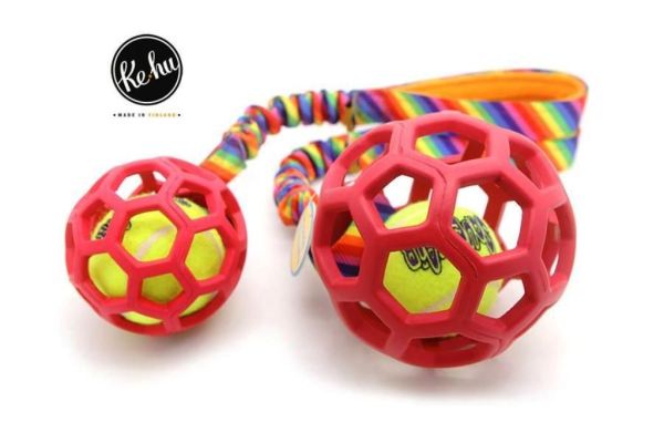 Ke-Hu Proton (Gitterball "Atom" mit Kong-Tennisball darin)